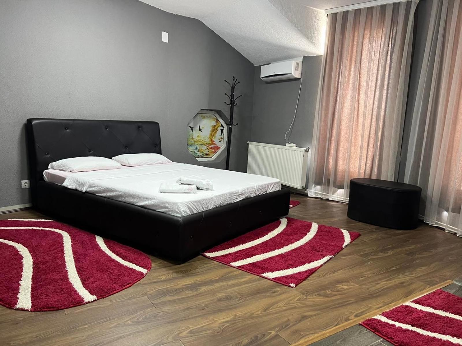Hotelwhite Gjilan Eksteriør bilde