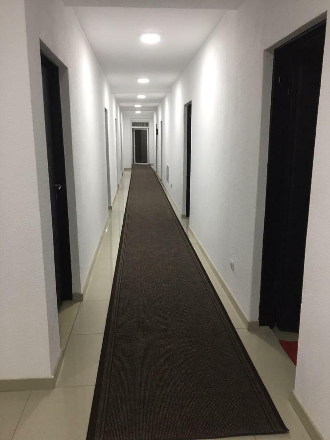 Hotelwhite Gjilan Eksteriør bilde
